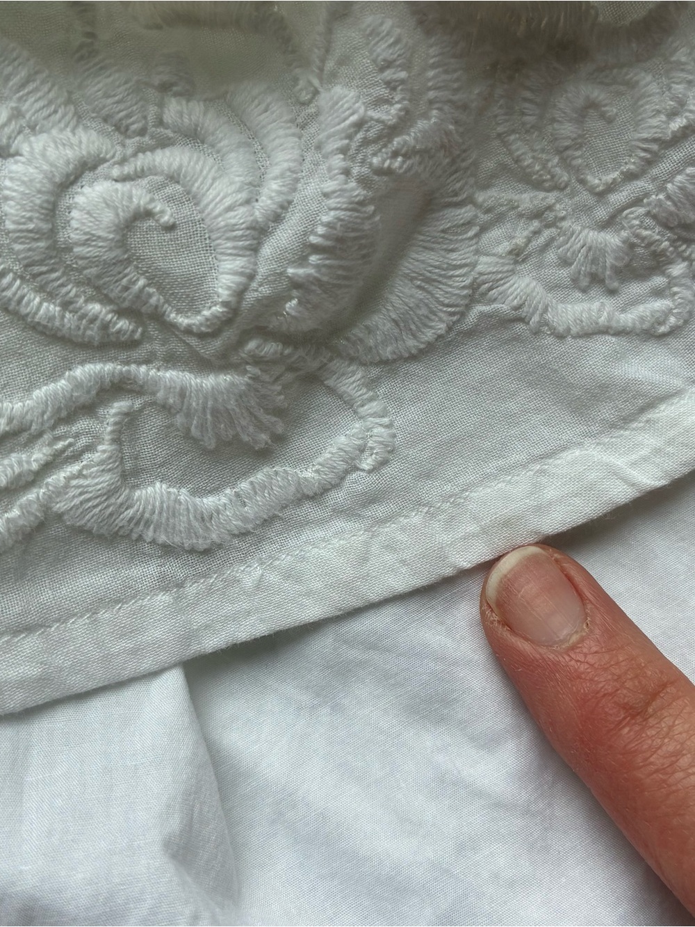 Burberry Girls White Embroidered Circle Skirt - Picture 15 of 16